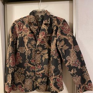 Tapestry suit jacket. Across back, 15”, shoulder-hem 23”, sleeve length 23”.